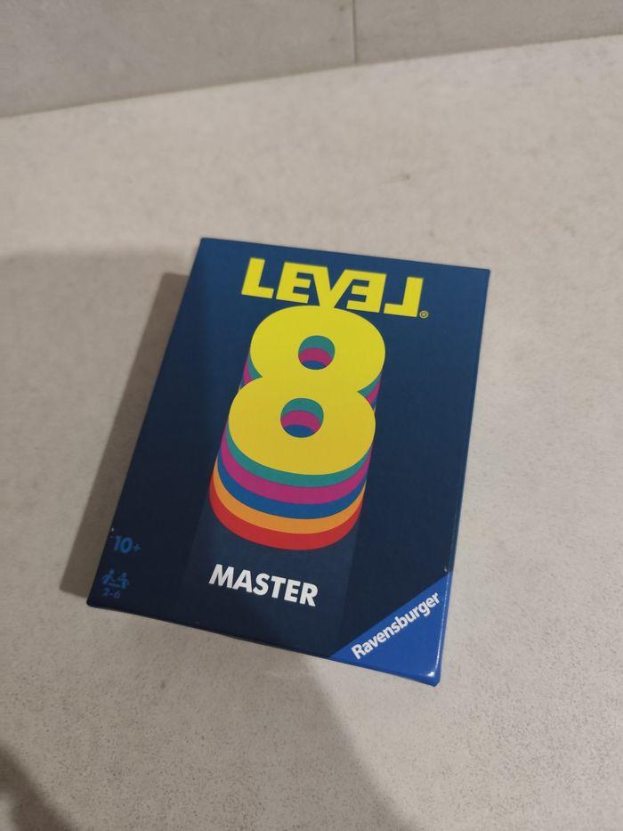 Jeu level 8 neuf - photo numéro 1