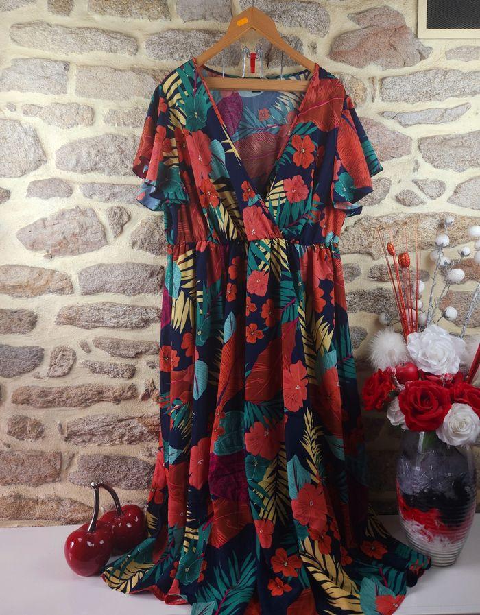 Robe longue tropical manches papillon multicolore Femme taille 54 marque Asos 🍬 - photo numéro 1