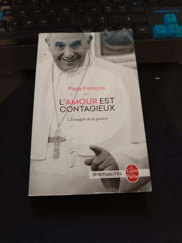 L’amour est contagieux : L’évangile de la justice par le Pape François