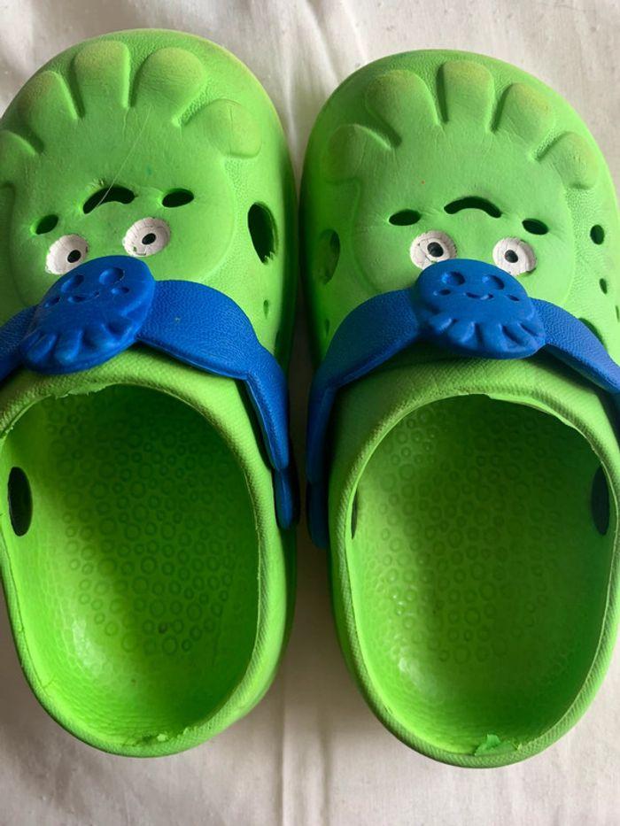 🛑crocs rigolote🛑T24 - photo numéro 2