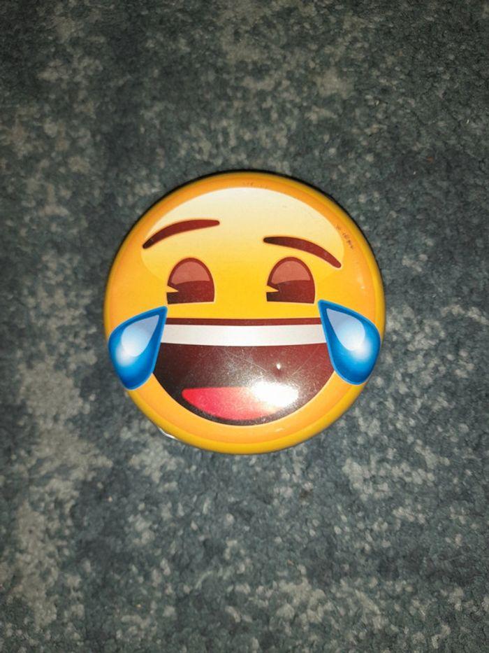 Lot de 4 boîte en métal smiley - photo numéro 2