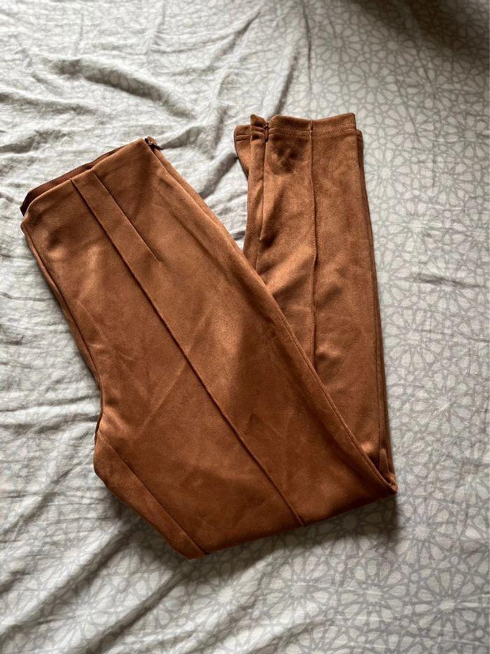 Pantalon camel neuf - photo numéro 1