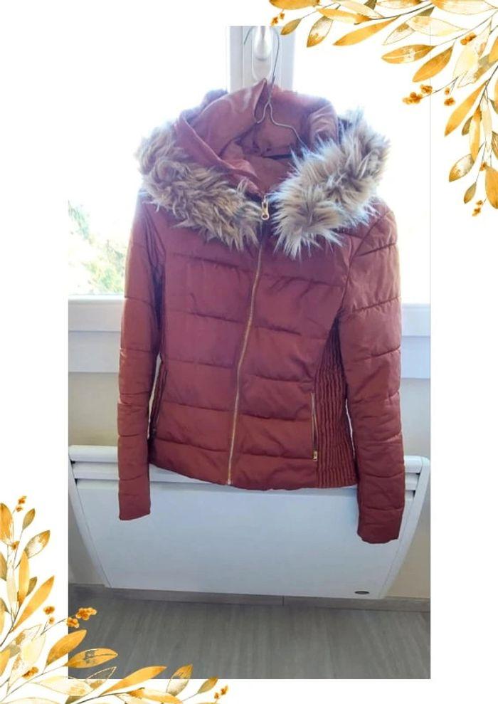 Joli blouson hiver avec capuche femme taille 34 - photo numéro 2