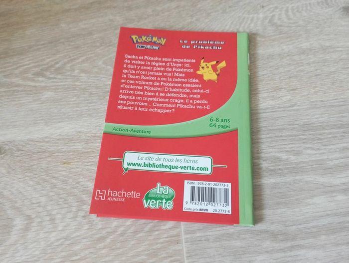 Livre pokemon - photo numéro 2