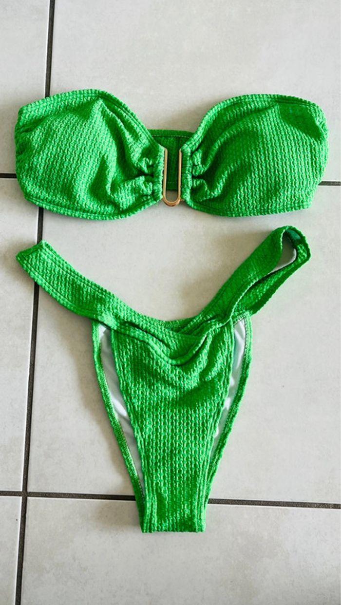 Bikini unicolore vert - photo numéro 1