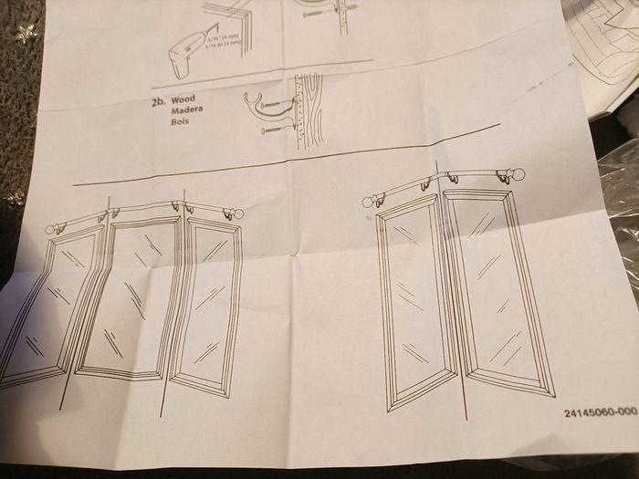 Tringle de rideau de deux ou trois angles neuf - photo numéro 1