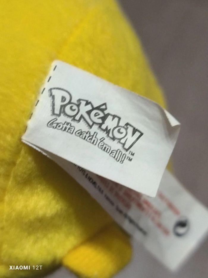 Vintage Nintendo 1995 Peluche pokémon Pikachu - photo numéro 4