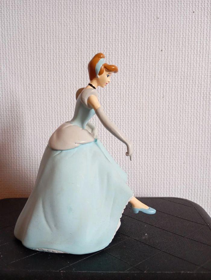 Figurine Hachette Cendrillon Disney - photo numéro 4