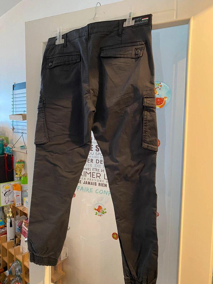 Pantalon cargo just emporio noir/gris - photo numéro 2