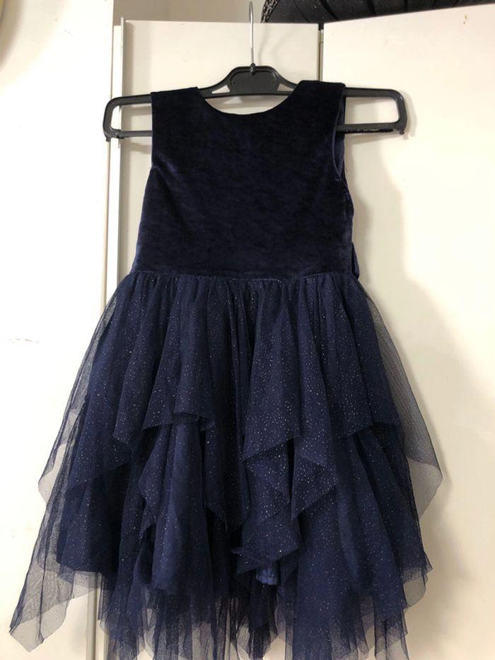 Robe de fetes tenue de soirée . Fille 5 ans - photo numéro 4