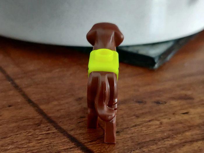 Lego chien labrador policier - vrai Lego - photo numéro 6