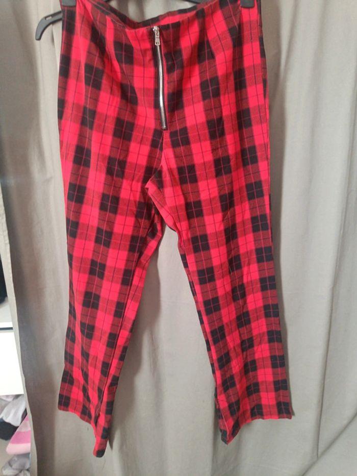 Pantalon à carreaux noir et rouge 46 - photo numéro 1