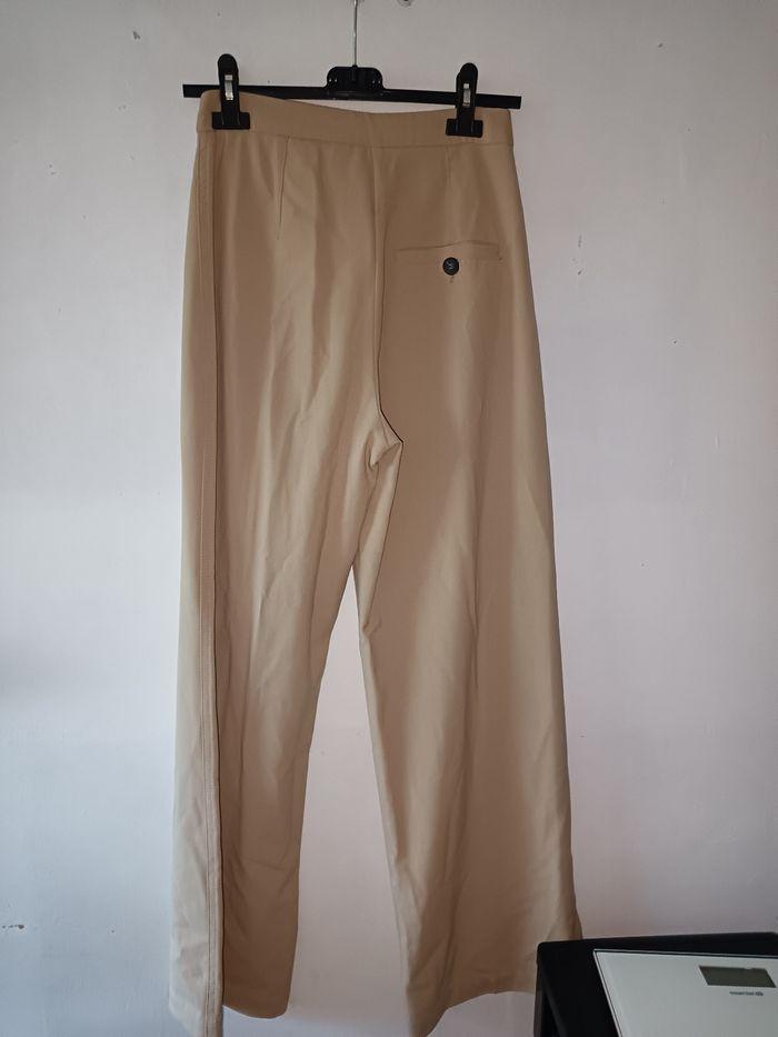 Pantalon beige - photo numéro 1