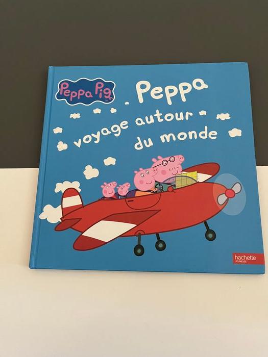 Livre Peppa voyage autour du Monde - photo numéro 1