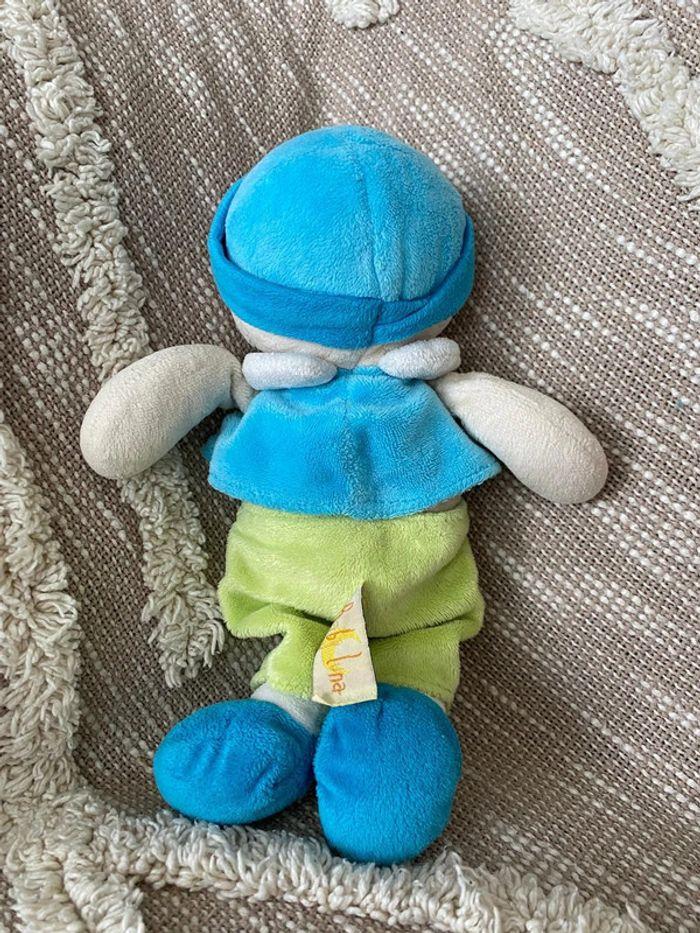 Peluche doudou 26cm baby Luna poupée garçon vert et bleu très bon état - photo numéro 3