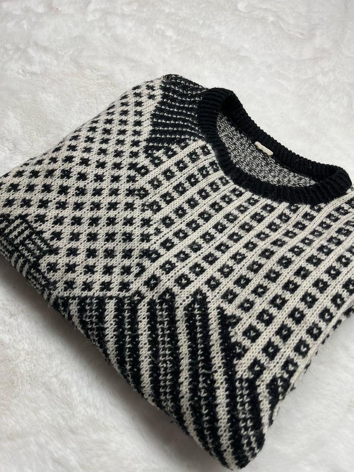 Pull avec motif vintage en laine blanc et noir taille M - photo numéro 4