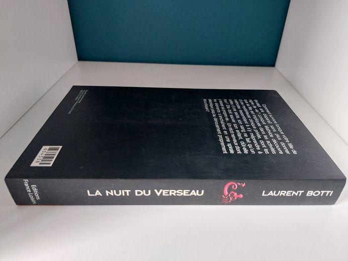 Livre "La nuit du Verseau" Laurent Botti - photo numéro 3