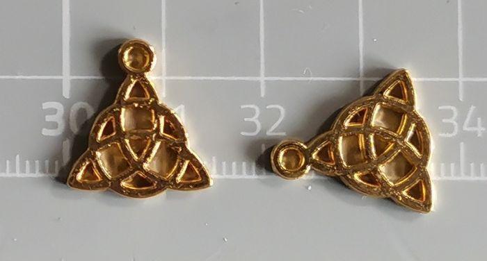 5 x pendentifs "nœud celtique" en métal doré - photo numéro 4