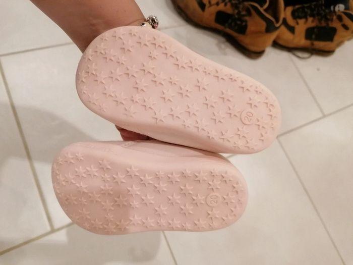 Chaussons Okaibi taille 20 - photo numéro 4