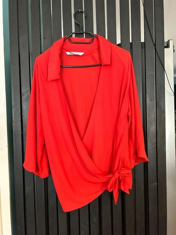 Zara blouse fluide rouge XS - photo numéro 1