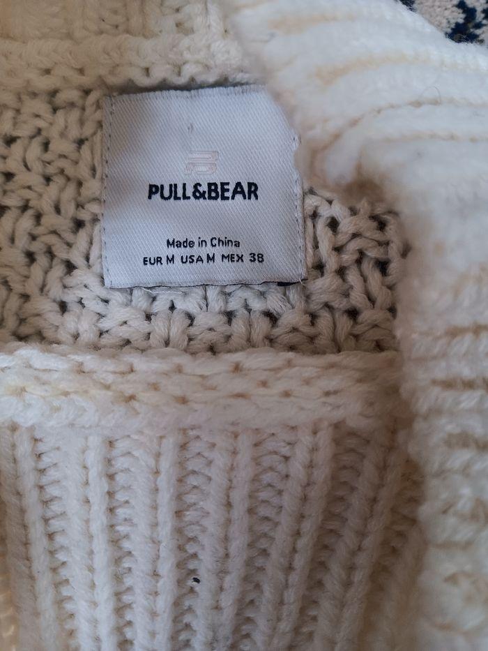 Pull bear taille M - photo numéro 3