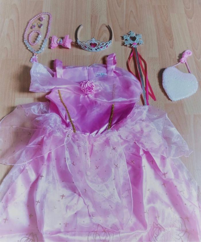 Déguisement robe princesse robe et accessoires 5-6ans - photo numéro 7