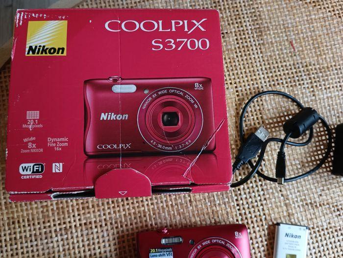 Appareil photo numérique Nikon Coolpix S3700 - photo numéro 2