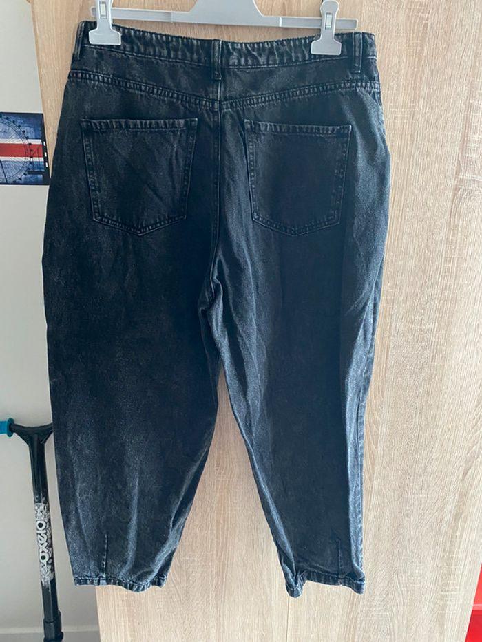 Jean baggy noir délavé ZARA taille XL soit 42 - photo numéro 2