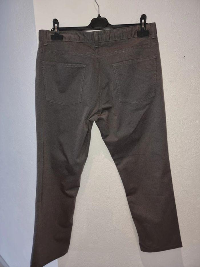 Pantalon gris Burton taille 44 comme neuf - photo numéro 3