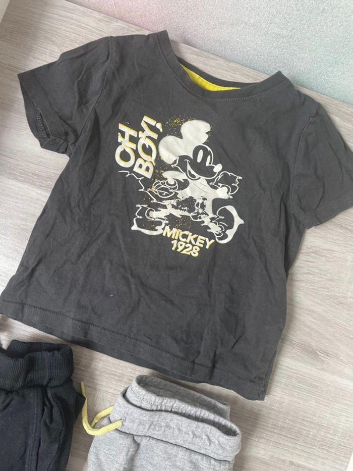 Ensemble 3 pièces haut + short Mickey Disney bb garçon 3 ans - photo numéro 2