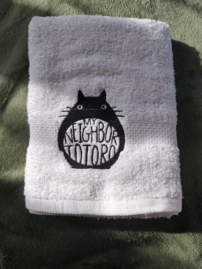 Serviette de bain totoro - photo numéro 1