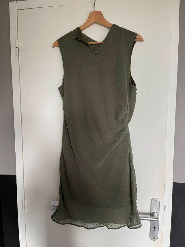 Robe en mousseline asos design neuve taille 40 plissée à la taille et au col - photo numéro 2