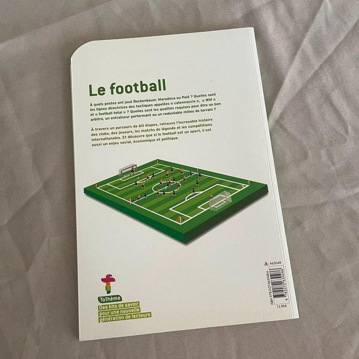 Livre « le football » - photo numéro 2