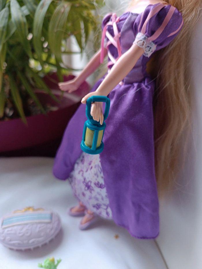 Barbie poupée mannequin doll Disney princesse rapunzel raiponce flexible 2006 mattel - photo numéro 8