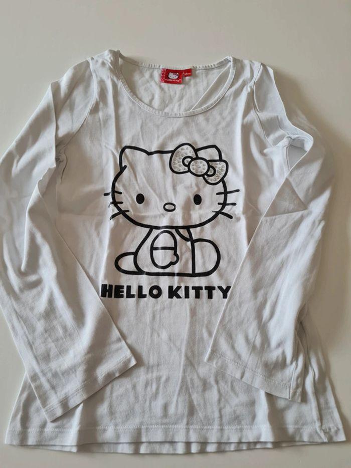 👕 T-shirt Hello Kitty - photo numéro 1