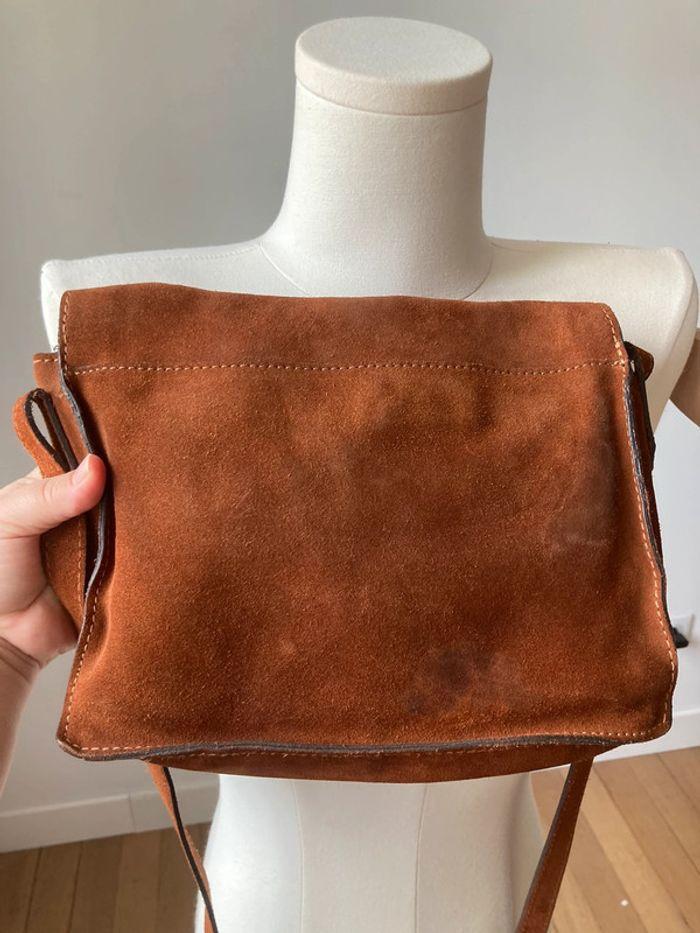 Sac pochette bandoulière croûte de cuir bovin effet daim - photo numéro 13