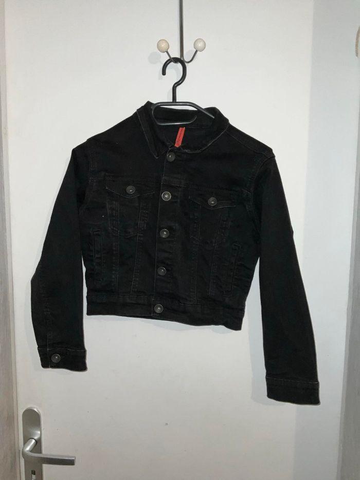 Veste en  jeans taille 10 ans