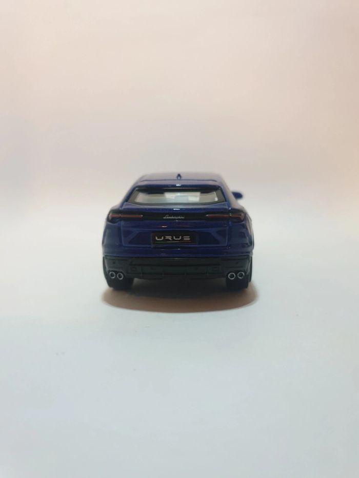 Lamborghini Urus 1/43 Bleu - Burago - photo numéro 12