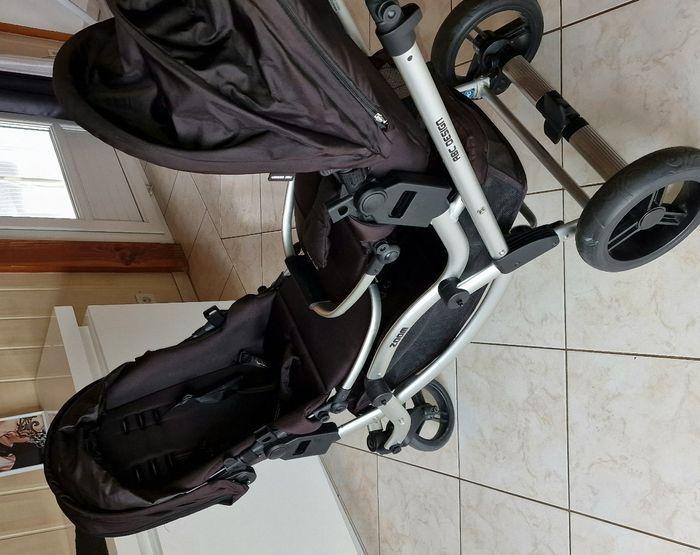 Vends poussette double abc design complète  cosy et base isofix excellent état - photo numéro 6