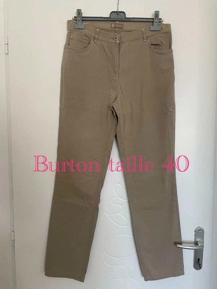 Pantalon beige taille haute coupe droite Burton taille 40 - photo numéro 1