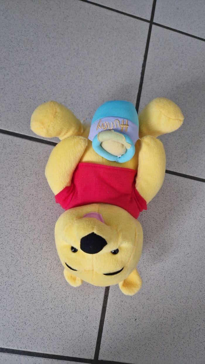 Peluche Winnie L'ourson 7 - photo numéro 2