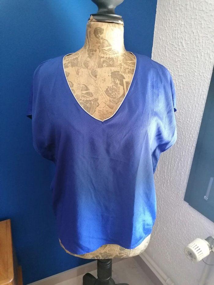 Blouse, bleu roi/doré, manches courtes, col V , Manoukian, M - photo numéro 1