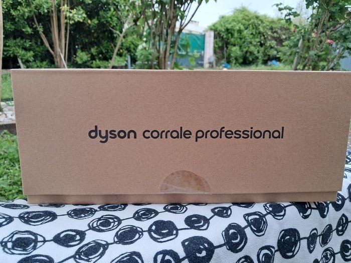 Lisseur Dyson Corrale Professionnel neuf - photo numéro 3