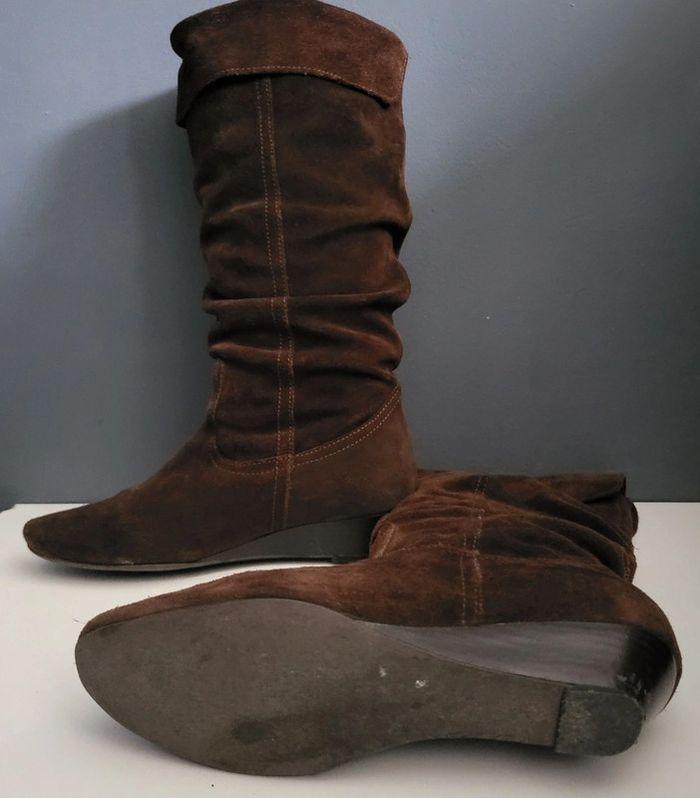 Paire de bottes en velours taille 35 en bon etat - photo numéro 15