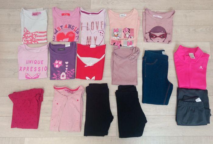 Lot de vêtements fille en taille 4 ans