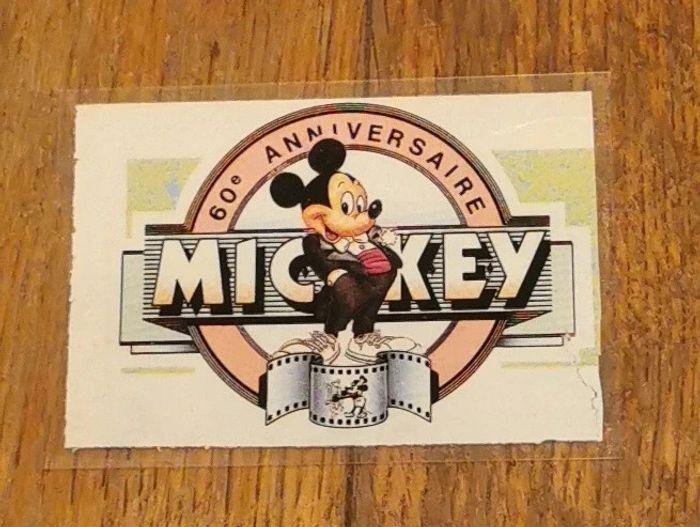 Lot posters + articles anniversaire journal de mickey - photo numéro 6