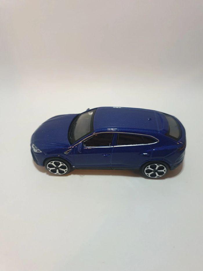 Lamborghini Urus 1/43 Bleu - Burago - photo numéro 17