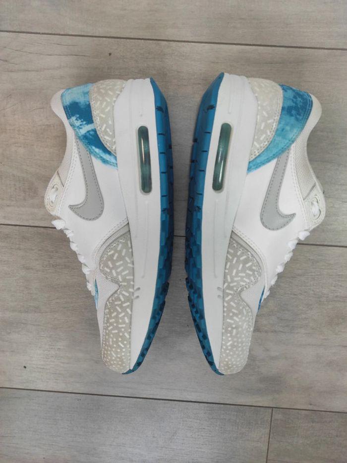 Baskets Nike air max one print bleue et blanches light blue grey mist neuves sans boîte pointure 39 - photo numéro 2