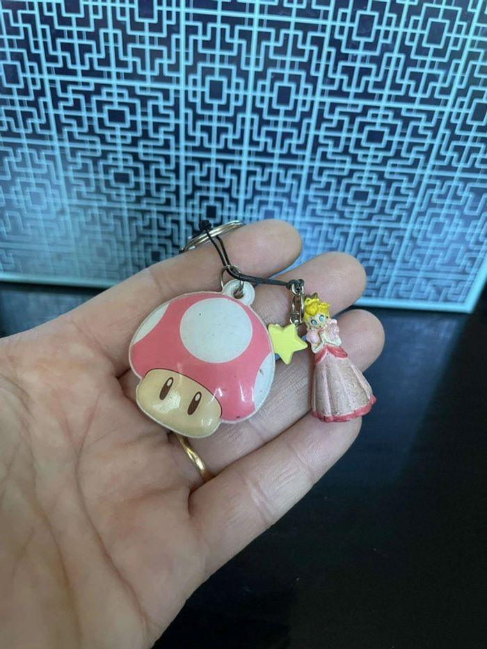 Figurine Porte-clés Vintage Mario Princesse Peach - photo numéro 1