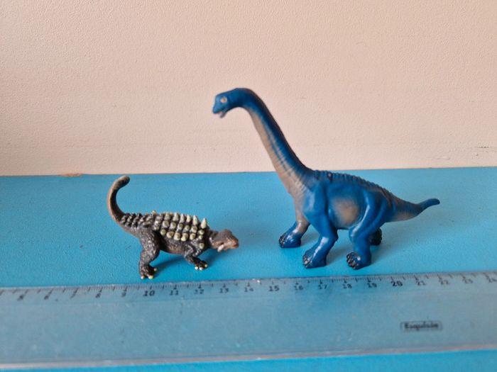 Lot de 2 minis dinosaures figurines papo - photo numéro 1